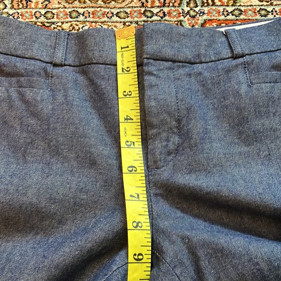 Banana Sloan pants in navy and white cotton blend. - Picture 12 of 13
